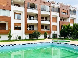 luxurious 2+1 apartment for sale in a complex with a pool