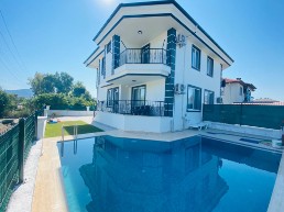detached 3 bedroom furnished villa for rent with pool in dalaman