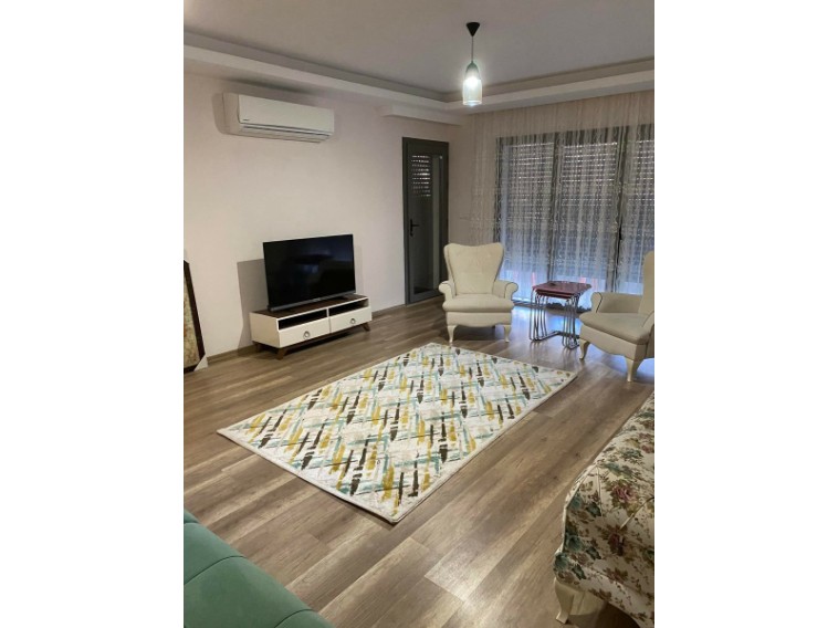 Marmaris Merkezde Sahile 300 metre Kiralık, Eşyalı,  Kapalı Mutfak Geniş ve Ferah Lüks Daire